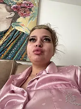 Snapshot of AllysonK chatting on February 27, 2026, 11:10 am AllysonK online show from February 27, 2026, 11:10 am