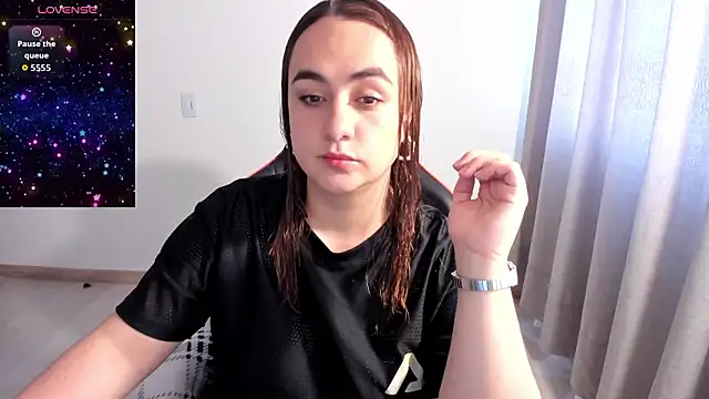 maryluna95 online show from March 2, 2026, 5:09 pm