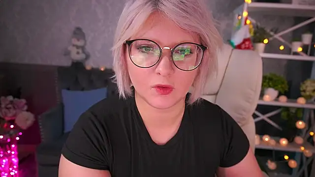 CoolTatis online show from December 26, 2024, 7:03 am