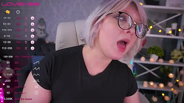 CoolTatis online show from December 26, 2024, 10:26 am