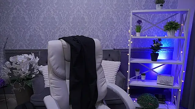 CoolTatis online show from March 8, 2026, 7:34 am