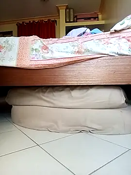 Snapshot of zainabsmile chatting on October 17, 2025, 11:02 am zainabsmile online show from October 17, 2025, 11:02 am