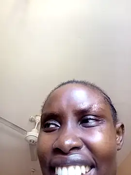 zainabsmile online show from April 3, 2026, 9:40 am