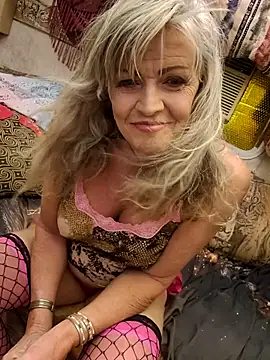 annika lately online show from May 16, 2026, 4:20 am