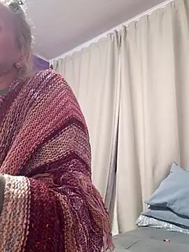 Snapshot of BritneyHudson chatting on September 30, 2025, 12:59 am BritneyHudson online show from September 30, 2025, 12:59 am