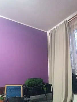 BritneyHudson online show from December 5, 2025, 2:47 pm