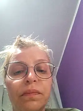 BritneyHudson online show from February 13, 2026, 2:18 am