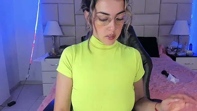 IsisLoveyes  online show from December 24, 2024, 12:00 am