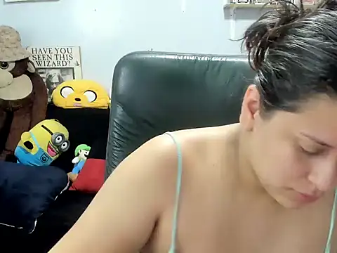 sammy cute333 online show from April 29, 2026, 6:06 am