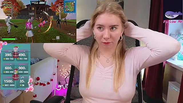 D0nna  online show from December 16, 2024, 10:40 am