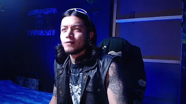 Dicaprioo  online show from February 2, 2026, 7:18 am