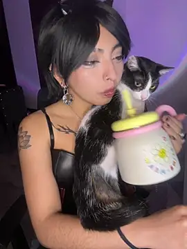 Snapshot of _Gothiccbitch_ chatting on May 21, 2026, 7:15 am Gothiccbitch online show from May 21, 2026, 7:15 am