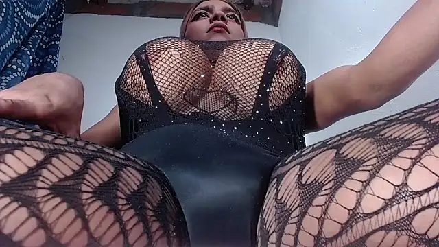 andreablackcock online show from September 27, 2025, 8:03 pm