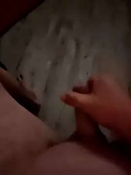 Szeltolo001 online show from October 27, 2025, 11:09 pm