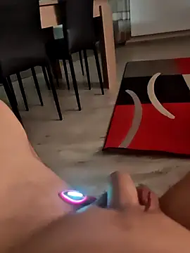 Szeltolo001 online show from March 15, 2026, 1:00 am