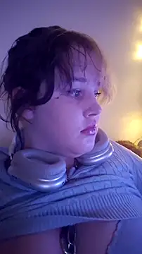 Kitty-Souffle online show from January 8, 2026, 11:45 am