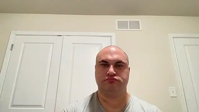 SluggishChase99 online show from January 9, 2025, 6:06 am