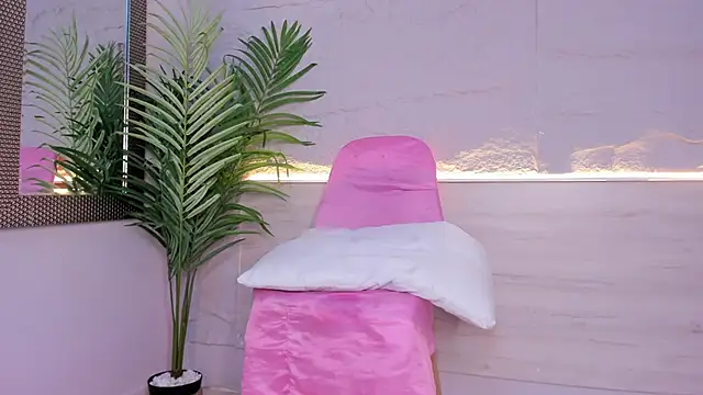 Snapshot of dahianthompson chatting on March 6, 2025, 7:14 am dahianthompson online show from March 6, 2025, 7:14 am