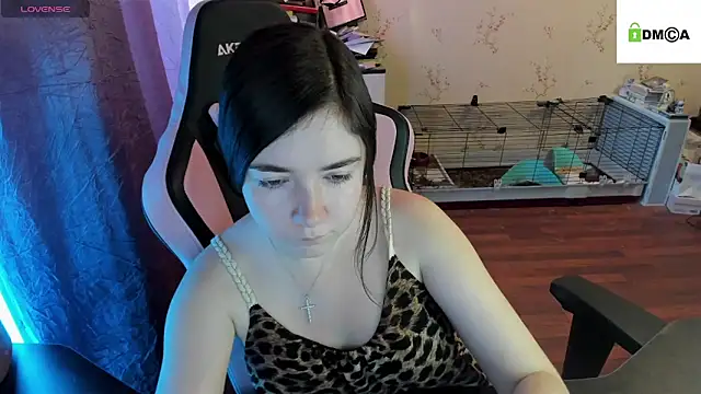 Crazy forest fairy online show from October 9, 2025, 5:05 am