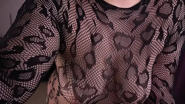 Snapshot of GabbieJay chatting on November 6, 2025, 1:23 pm GabbieJay online show from November 6, 2025, 1:23 pm