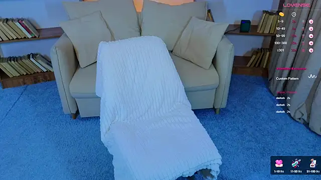 Snapshot of Hayle_Hill chatting on March 2, 2025, 8:27 am Hayle Hill online show from March 2, 2025, 8:27 am