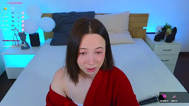 Snapshot of Hayle_Hill chatting on March 14, 2025, 2:10 am Hayle Hill online show from March 14, 2025, 2:10 am