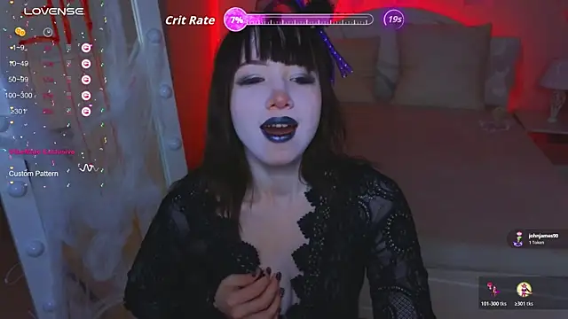 Snapshot of Hayle_Hill chatting on October 19, 2025, 11:27 pm Hayle Hill online show from October 19, 2025, 11:27 pm