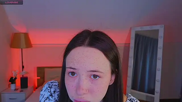 Snapshot of Hayle_Hill chatting on November 2, 2025, 1:41 am Hayle Hill online show from November 2, 2025, 1:41 am