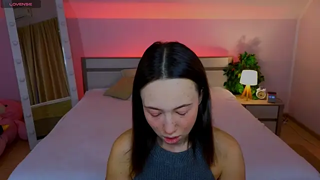 Snapshot of Hayle_Hill chatting on November 11, 2025, 1:38 am Hayle Hill online show from November 11, 2025, 1:38 am