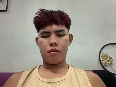 hoenika online show from March 26, 2026, 9:26 am