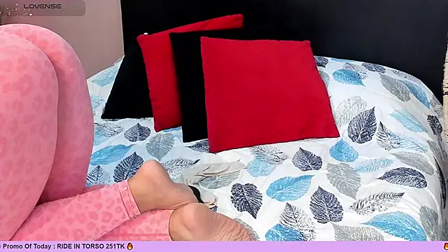  alaiasmile  online show from February 23, 2025, 4:57 pm