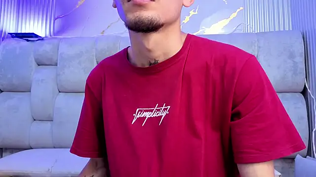 Snapshot of kendalltaylorr chatting on October 2, 2025, 1:18 pm kendalltaylorr online show from October 2, 2025, 1:18 pm