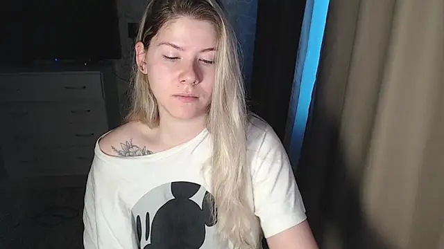 Snapshot of MelissaXKinky chatting on December 26, 2024, 3:49 am MelissaXKinky online show from December 26, 2024, 3:49 am