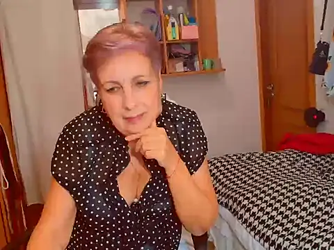 Victoria5643 online show from December 22, 2024, 3:44 pm