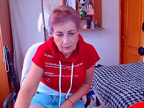 Victoria5643 online show from February 17, 2025, 7:47 am