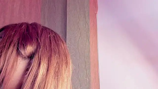 Anneth  M online show from January 25, 2025, 10:50 pm