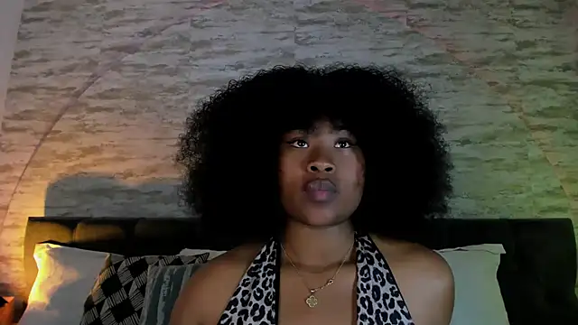 Anneth  M online show from October 7, 2025, 7:33 pm