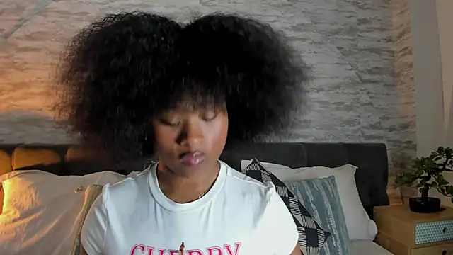 Anneth  M online show from December 3, 2025, 7:34 pm