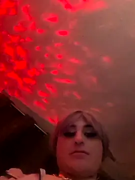 xLilWunx online show from October 14, 2025, 9:10 am