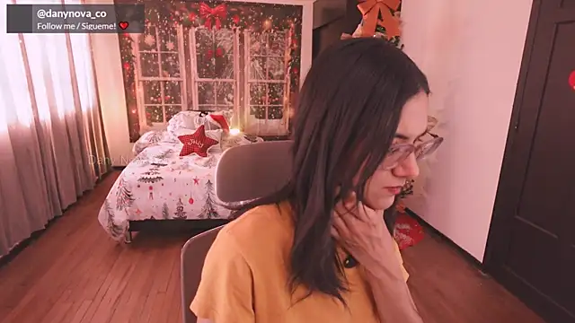 DanyNova Co online show from December 13, 2024, 7:10 pm