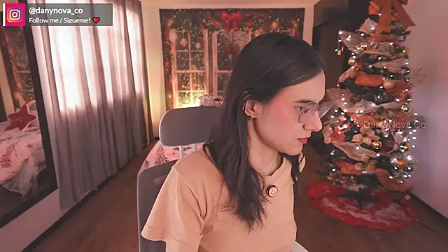 DanyNova Co online show from December 20, 2024, 9:06 pm