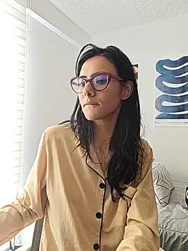 DanyNova Co online show from May 15, 2026, 3:52 pm