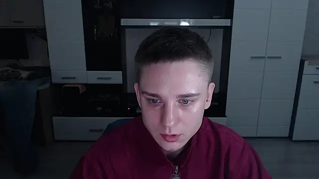 angryzan online show from October 31, 2025, 4:24 am