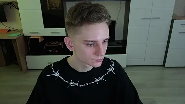 angryzan online show from February 18, 2026, 6:42 am