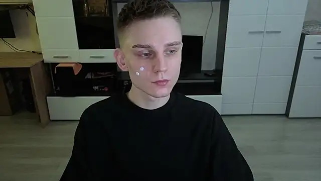 angryzan online show from April 13, 2026, 5:13 am