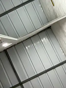 Snapshot of Sofia_Queen17 chatting on December 14, 2025, 10:09 am Sofia Queen17 online show from December 14, 2025, 10:09 am