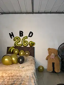 Snapshot of Sofia_Queen17 chatting on January 8, 2026, 11:01 am Sofia Queen17 online show from January 8, 2026, 11:01 am