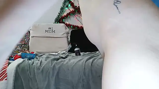 Venus22cumin online show from December 20, 2025, 4:30 am