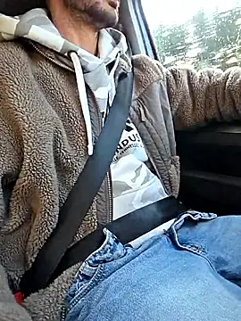 Zeefy online show from October 23, 2025, 6:34 am