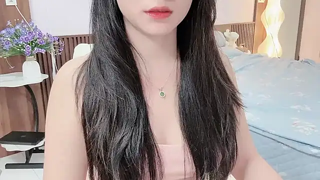 Snapshot of _Ely_ chatting on October 25, 2025, 3:18 pm Ely online show from October 25, 2025, 3:18 pm